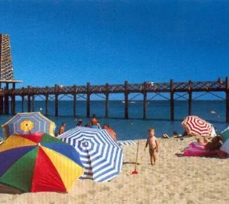 Port F2 Rdc 10 Metres, 25 M2, 5 Personnes 아파트 루케이트