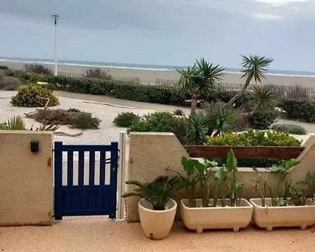 Port F2 Rdc 10 Metres, 25 M2, 5 Personnes